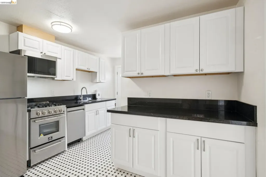 2230 23rd Avenue Oakland CA 94606
