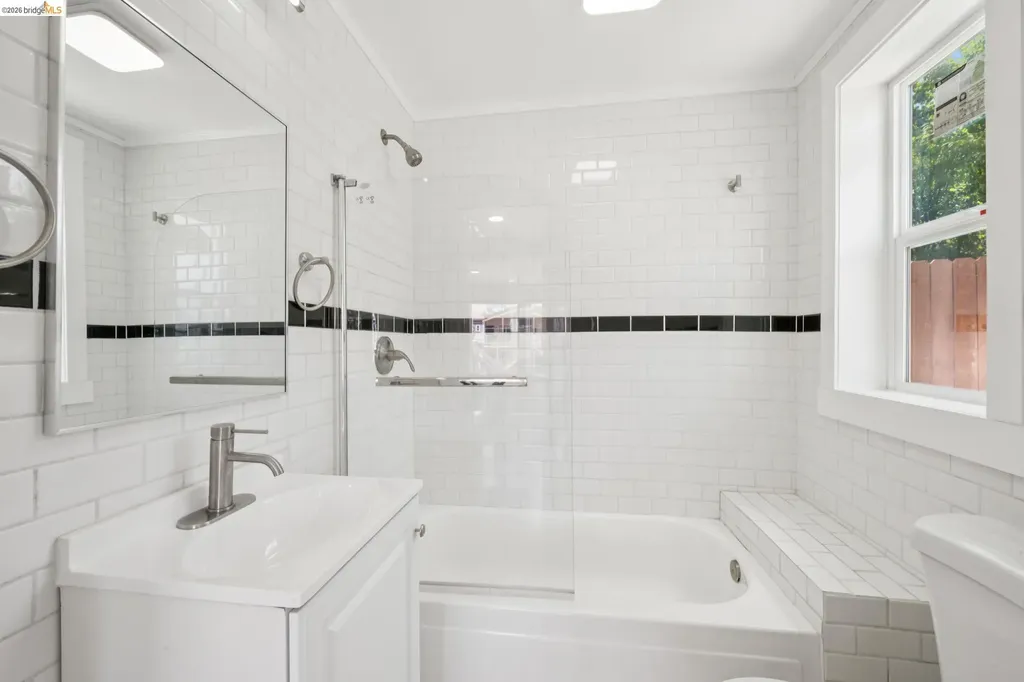 2230 23rd Avenue Oakland CA 94606