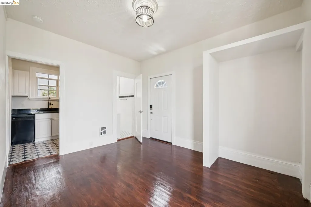 2230 23rd Avenue Oakland CA 94606