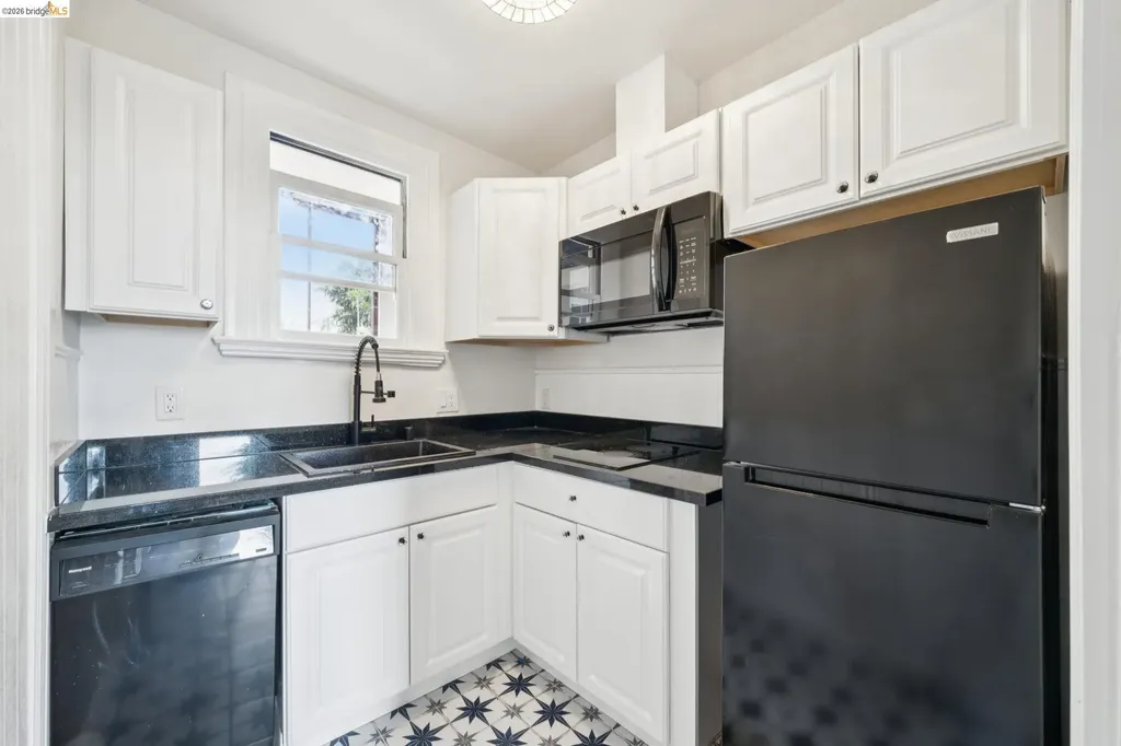 2230 23rd Avenue Oakland CA 94606