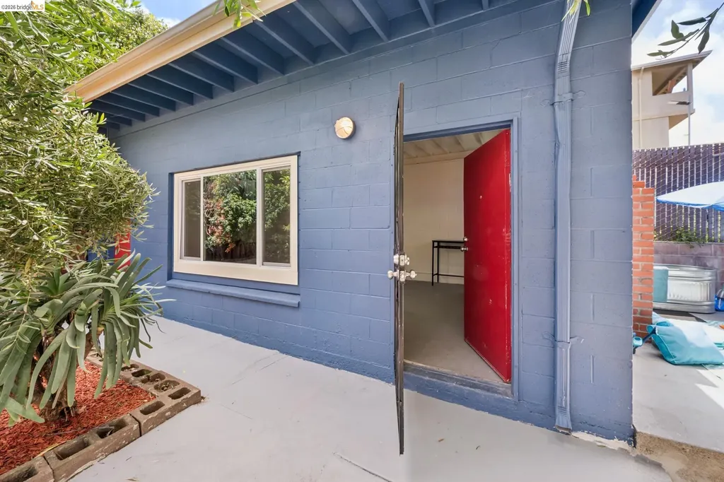 2230 23rd Avenue Oakland CA 94606