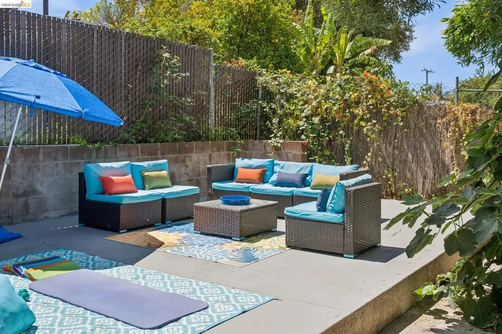 2230 23rd Avenue Oakland CA 94606