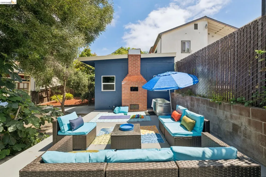 2230 23rd Avenue Oakland CA 94606