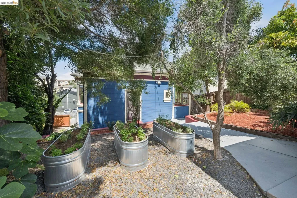 2230 23rd Avenue Oakland CA 94606