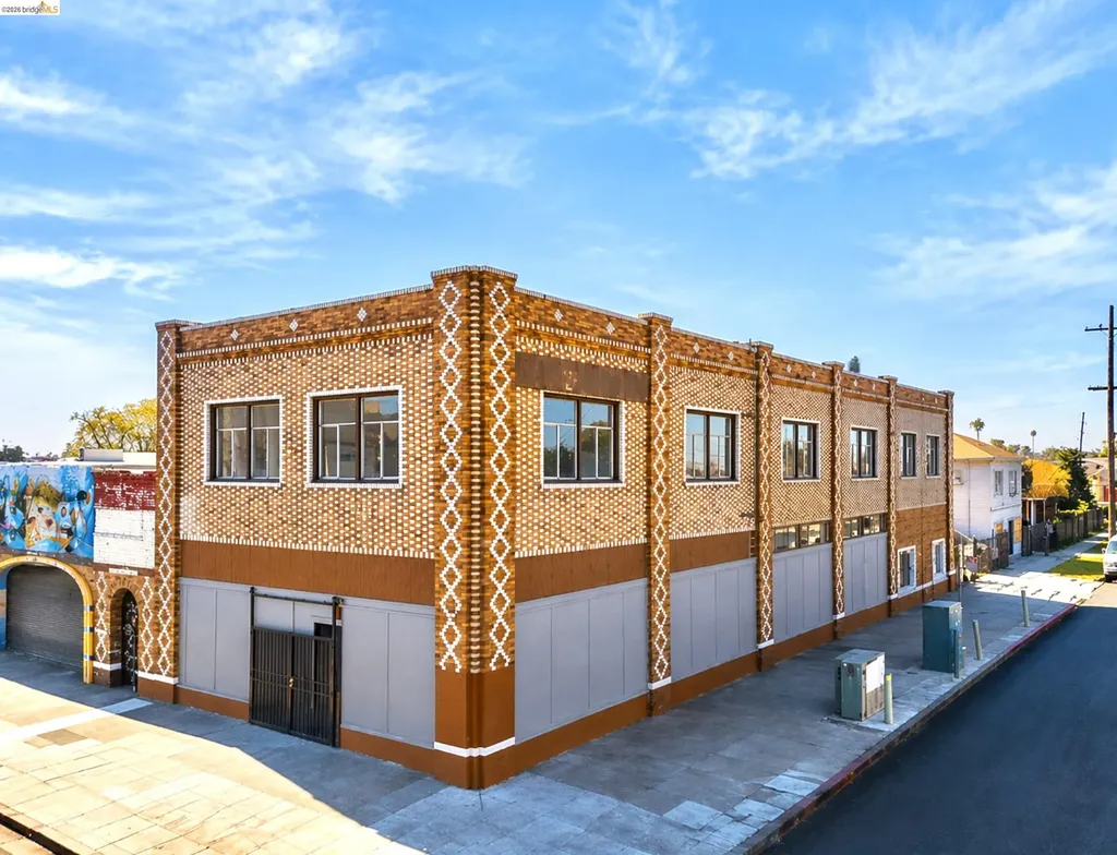 8801 International Boulevard Oakland CA 94621