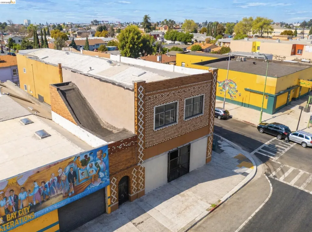 8801 International Boulevard Oakland CA 94621