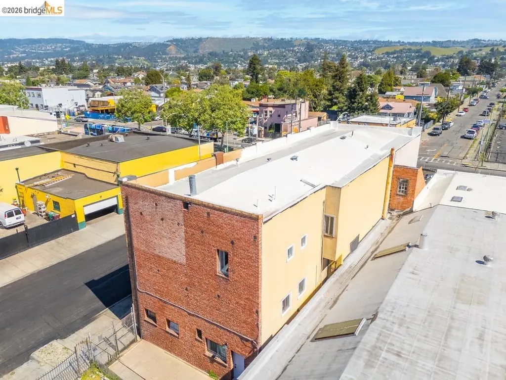 8801 International Boulevard Oakland CA 94621