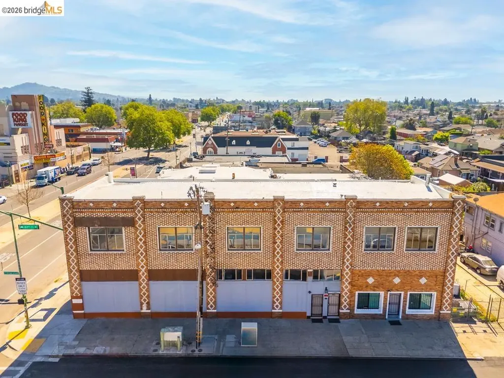 8801 International Boulevard Oakland CA 94621