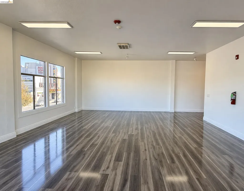 8801 International Boulevard Oakland CA 94621