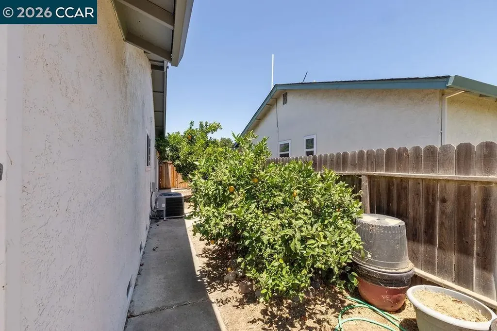 1913 Teresa Lane Oakley CA 94561