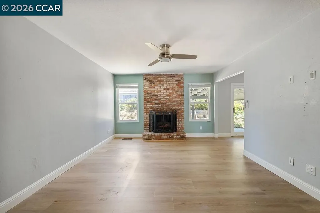 1913 Teresa Lane Oakley CA 94561
