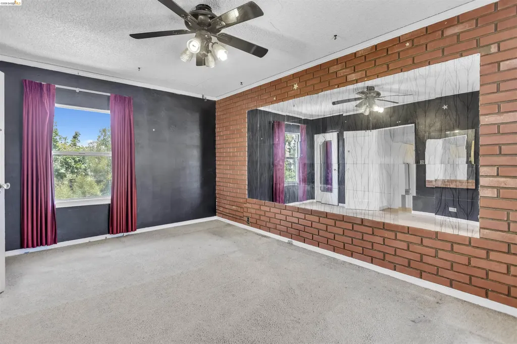 3508 Morcom Avenue Oakland CA 94619