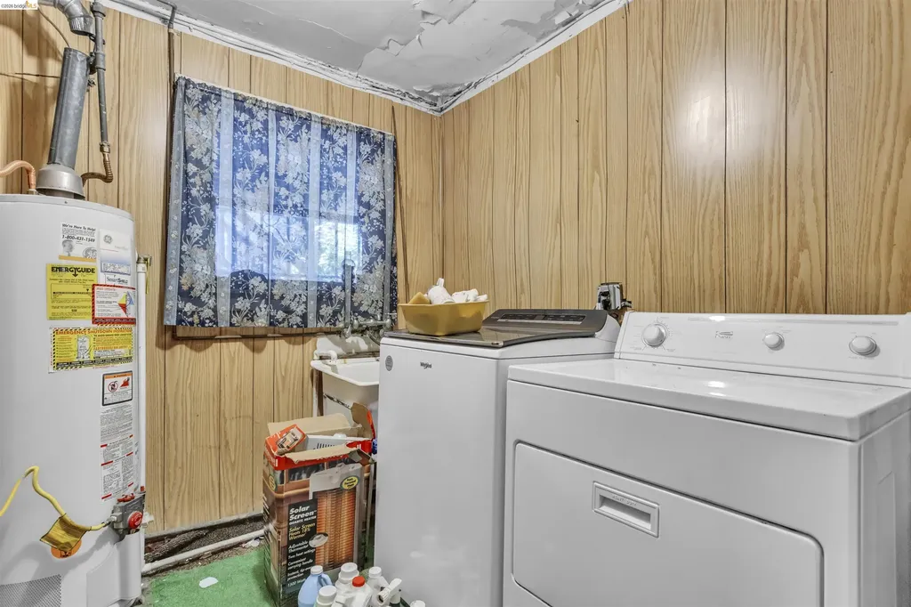 3508 Morcom Avenue Oakland CA 94619