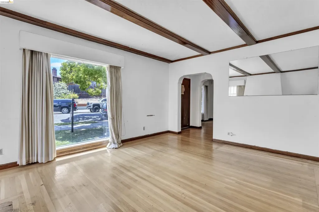 3508 Morcom Avenue Oakland CA 94619