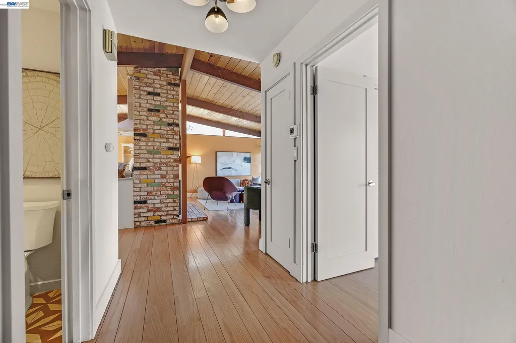 2245 Pelham Place Oakland CA 94611