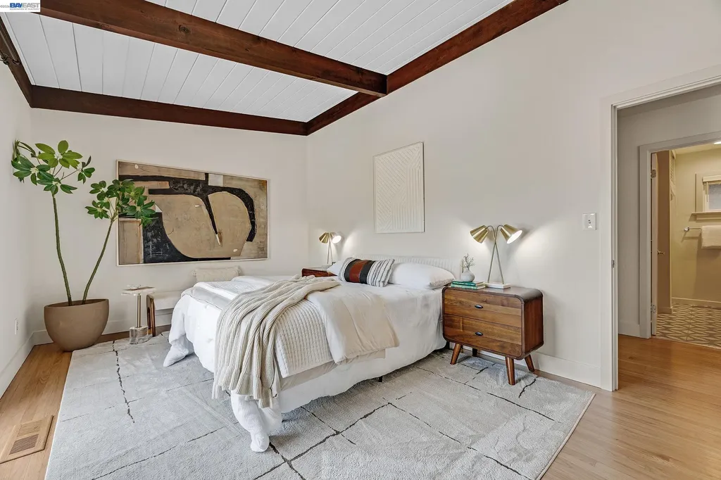 2245 Pelham Place Oakland CA 94611