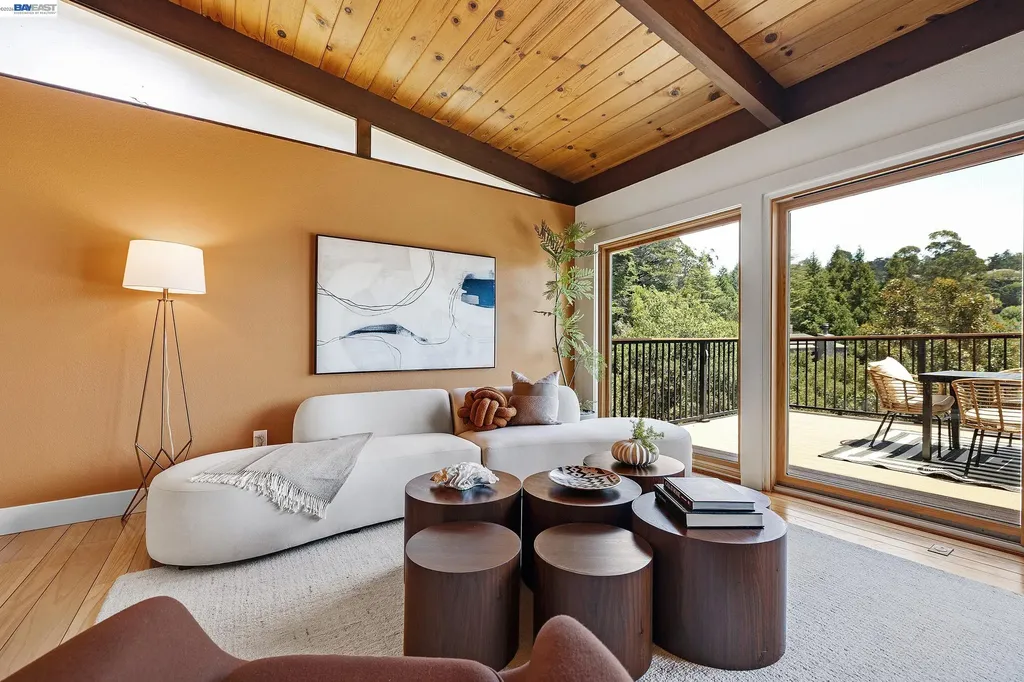 2245 Pelham Place Oakland CA 94611