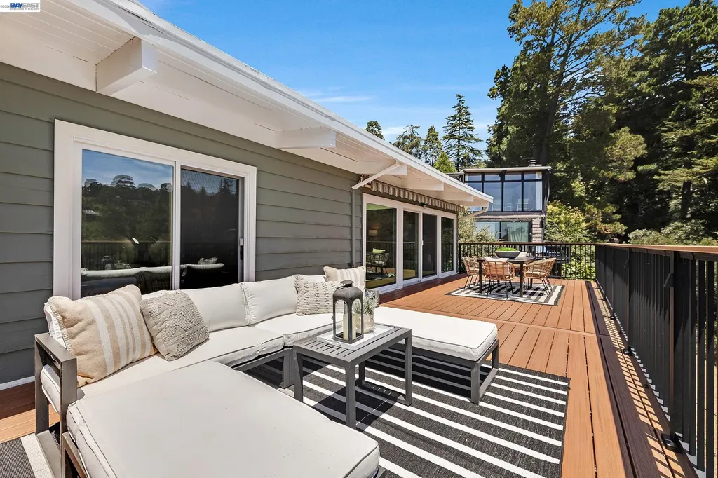 2245 Pelham Place Oakland CA 94611