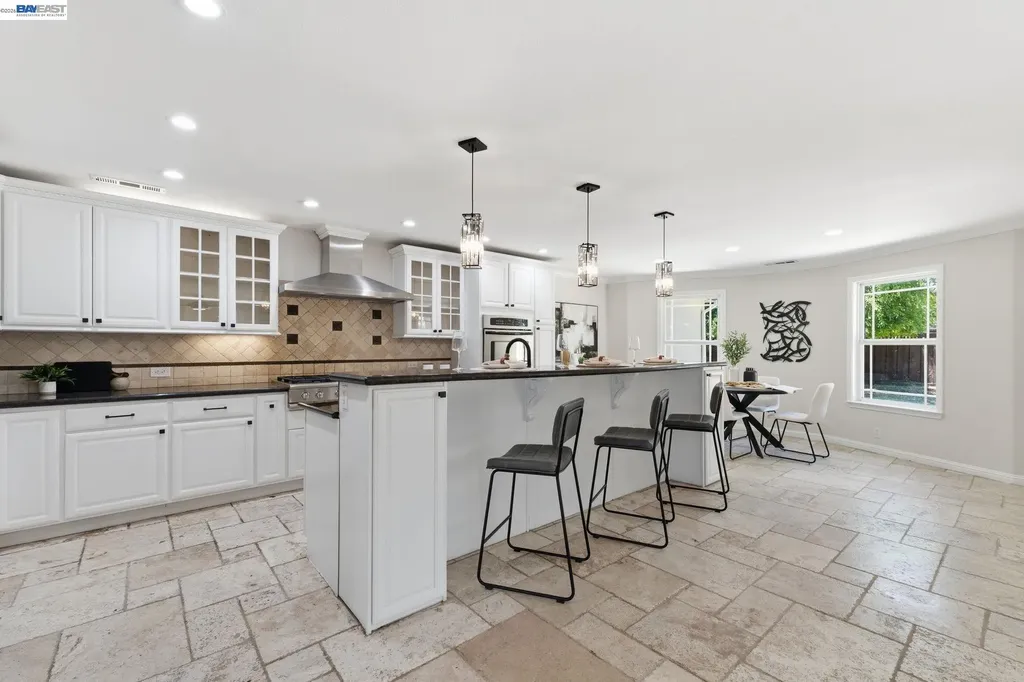 3370 Gardella Plaza Livermore CA 94551