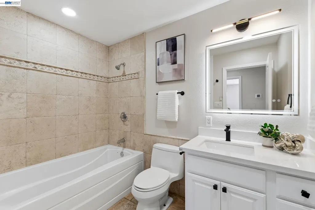 3370 Gardella Plaza Livermore CA 94551