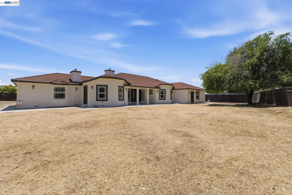3370 Gardella Plaza Livermore CA 94551