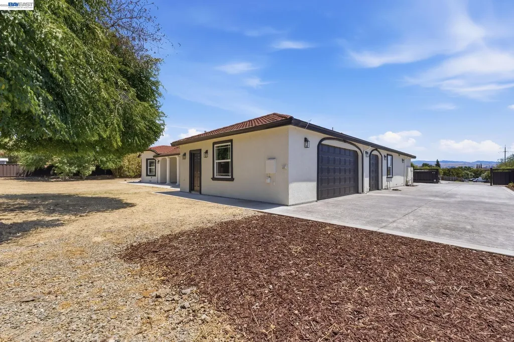 3370 Gardella Plaza Livermore CA 94551