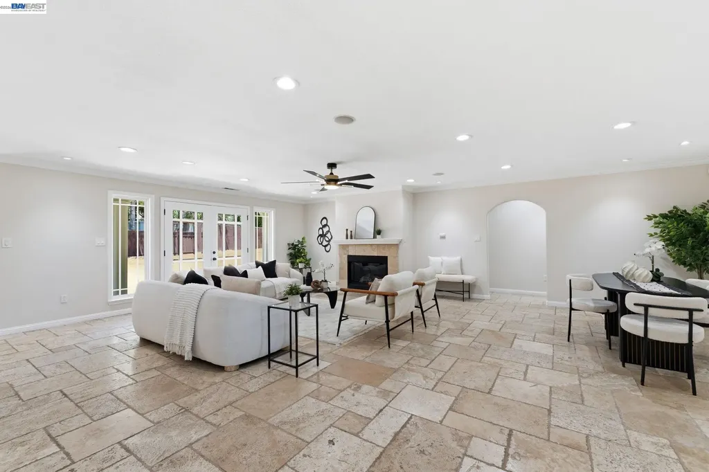 3370 Gardella Plaza Livermore CA 94551