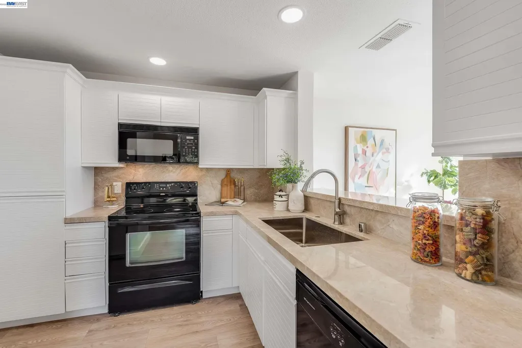 7052 Dublin Meadows Street Dublin CA 94568