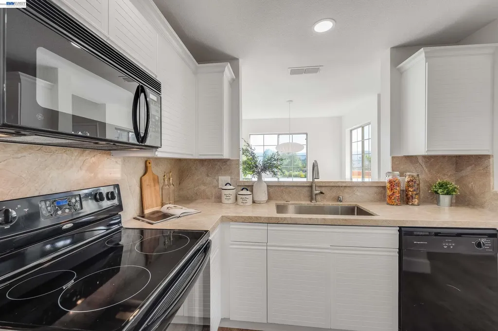 7052 Dublin Meadows Street Dublin CA 94568