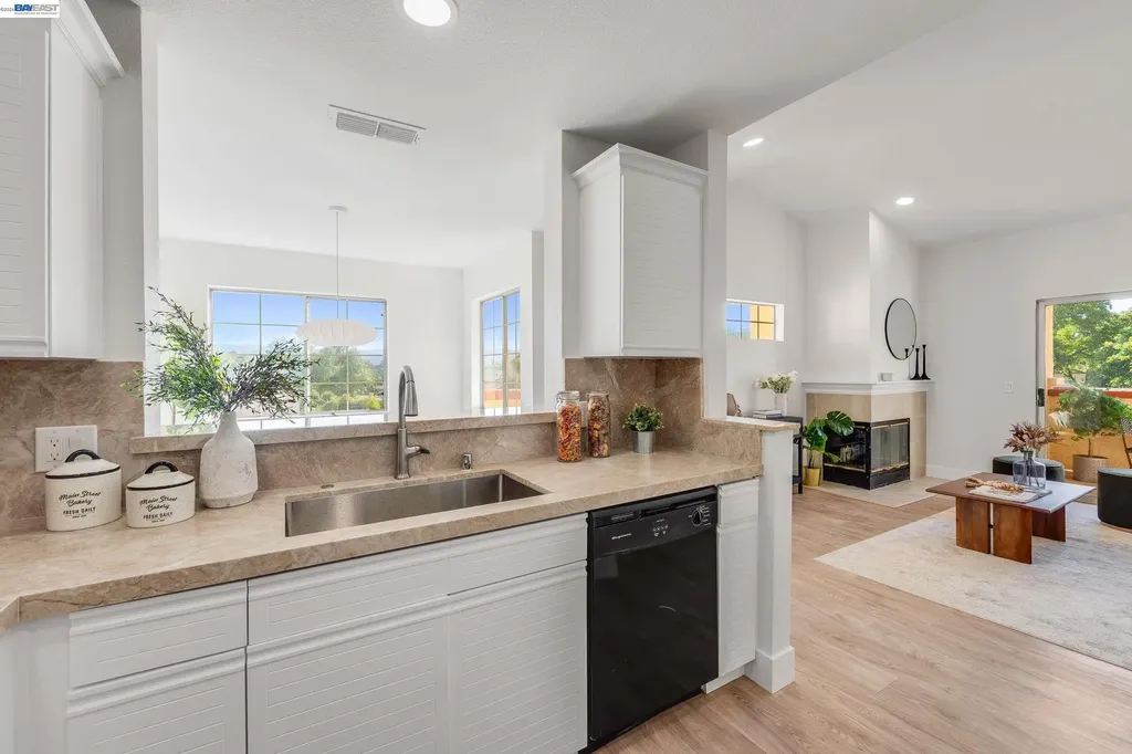 7052 Dublin Meadows Street Dublin CA 94568