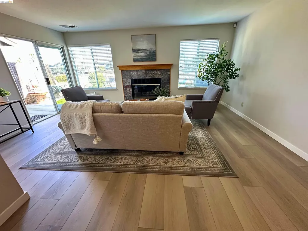 148 Heron Drive Pittsburg CA 94565