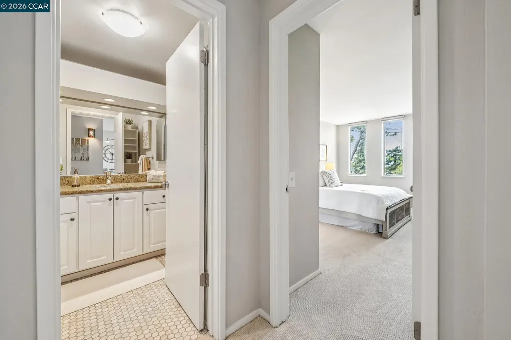 758 Kingston Avenue Oakland CA 94611