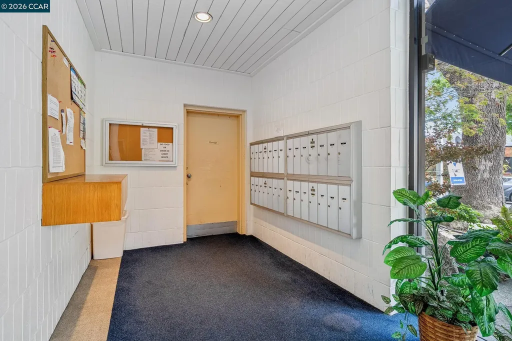 758 Kingston Avenue Oakland CA 94611