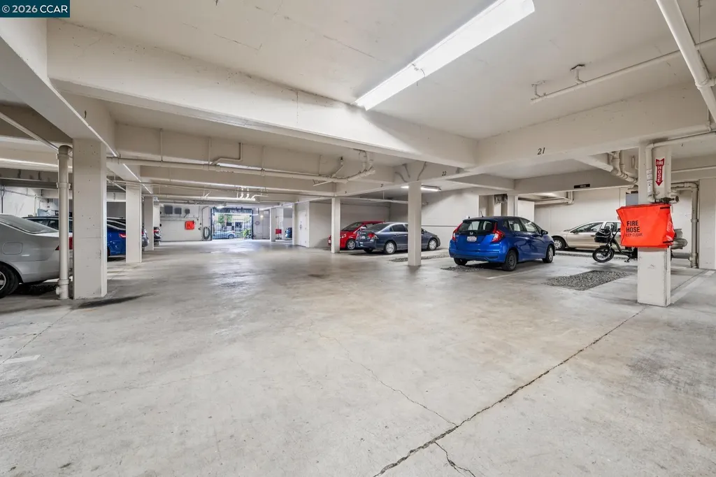 758 Kingston Avenue Oakland CA 94611