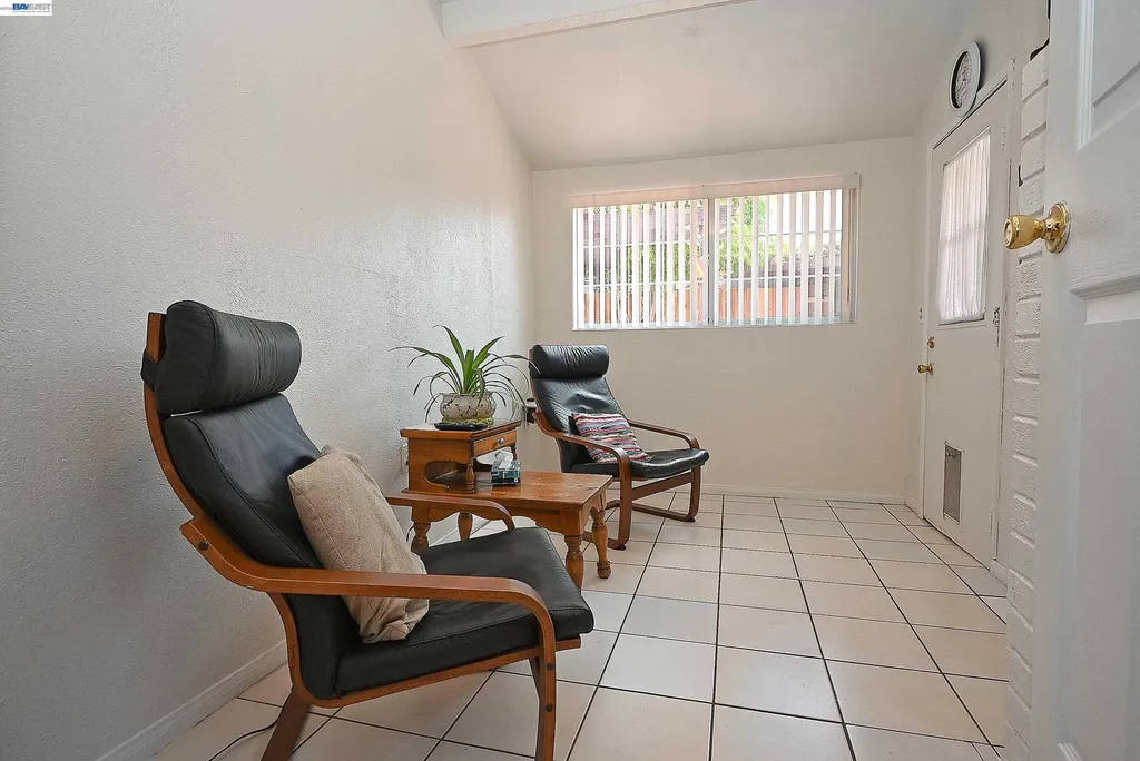 26454 Taft Street Hayward CA 94544