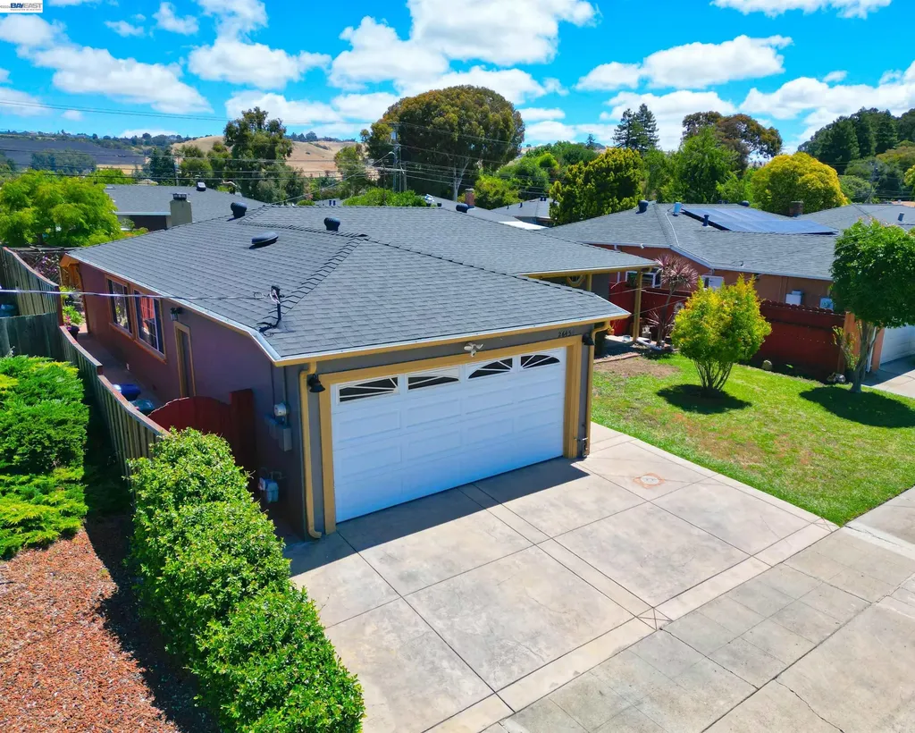 26454 Taft Street Hayward CA 94544