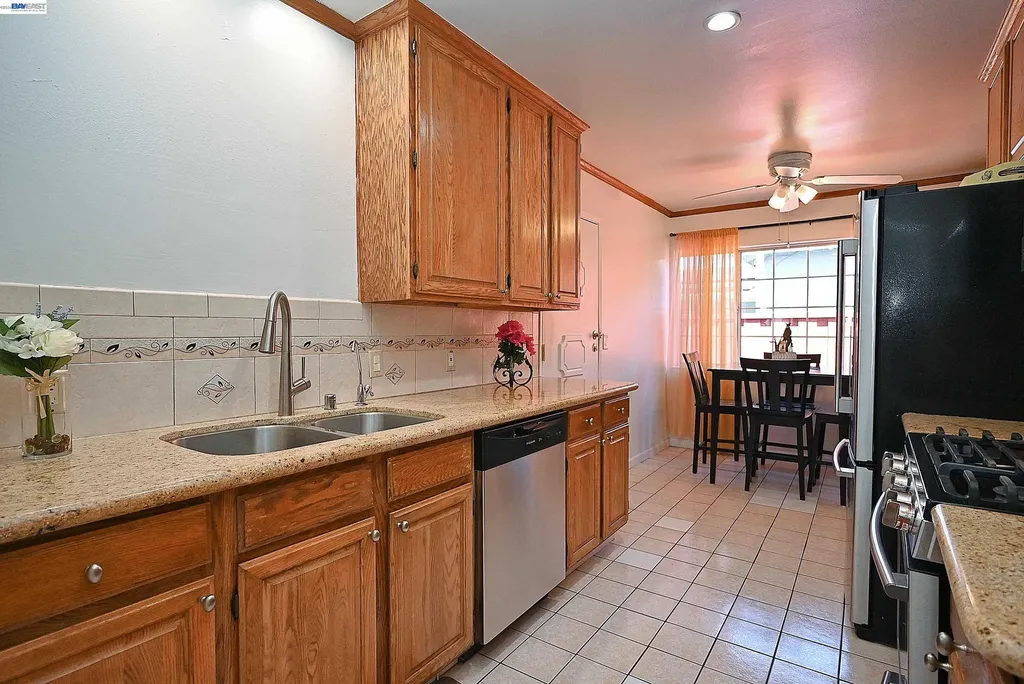 26454 Taft Street Hayward CA 94544