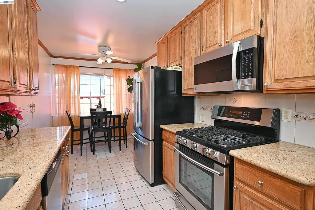 26454 Taft Street Hayward CA 94544
