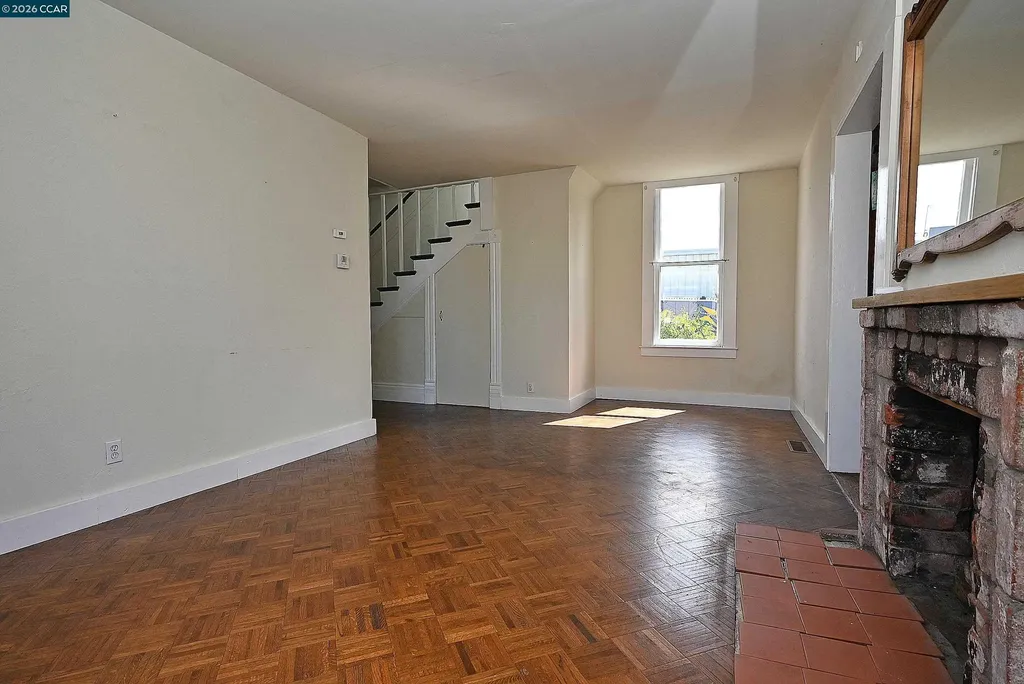 979 Grace Avenue Oakland CA 94608