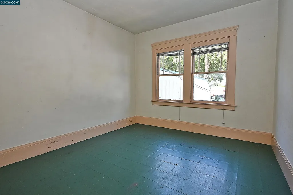 2221 - 2223 San Pablo Avenue Berkeley CA 94702