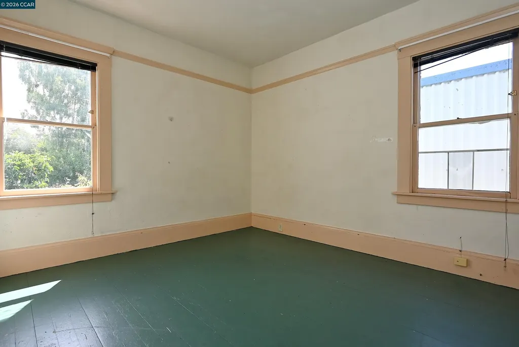 2221 - 2223 San Pablo Avenue Berkeley CA 94702