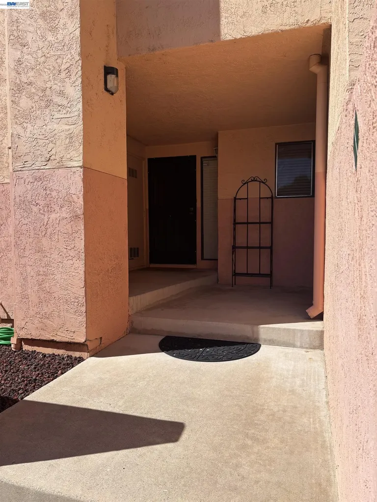 2280 Renwick Lane Antioch CA 94509
