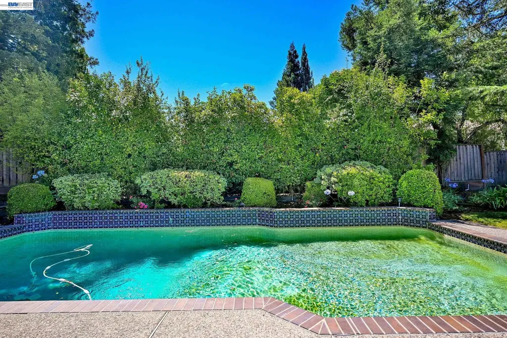 916 Woodland Drive San Ramon CA 94582