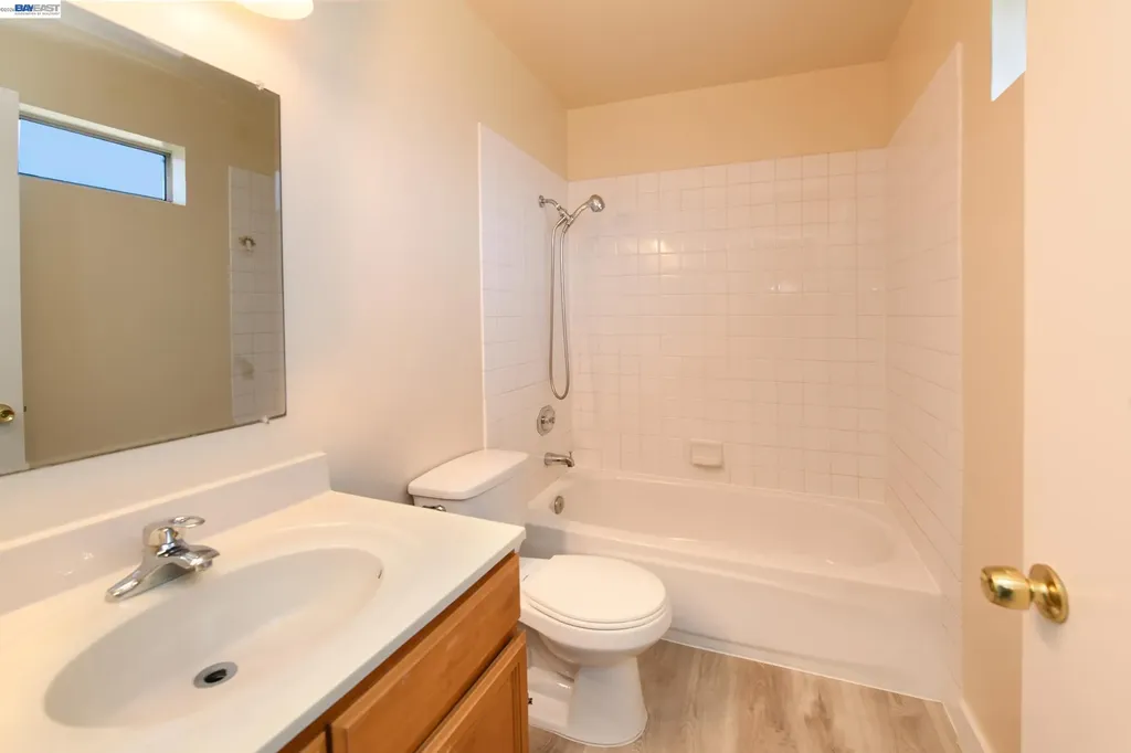 2716 Adeline Street Oakland CA 94607