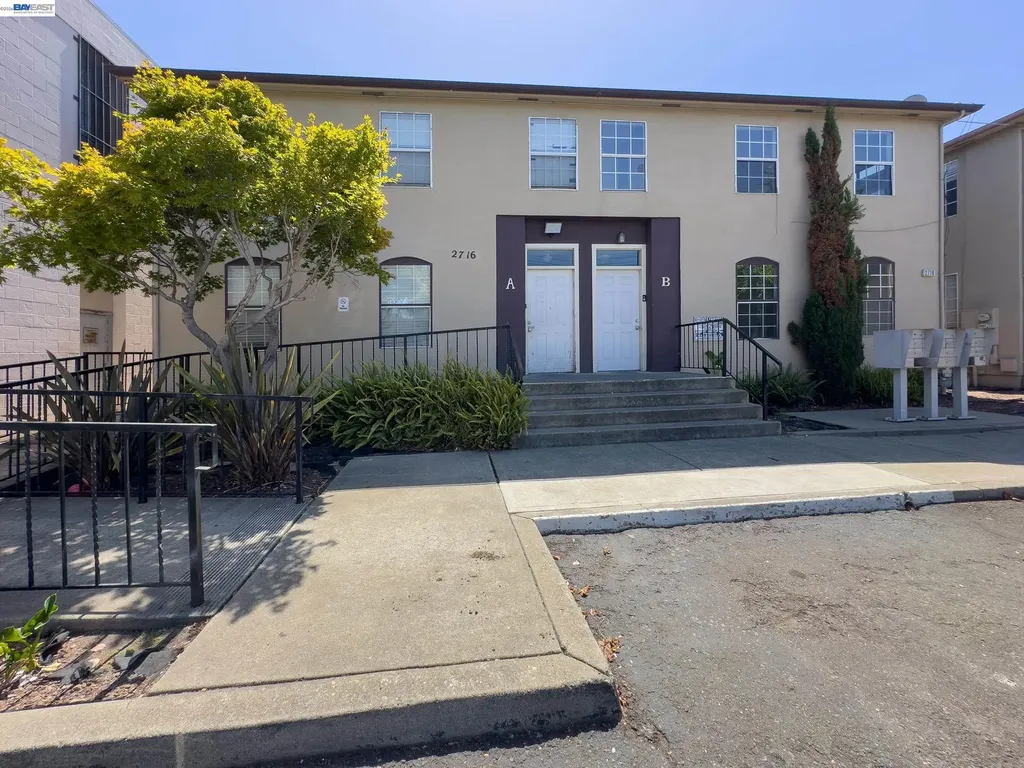 2716 Adeline Street Oakland CA 94607