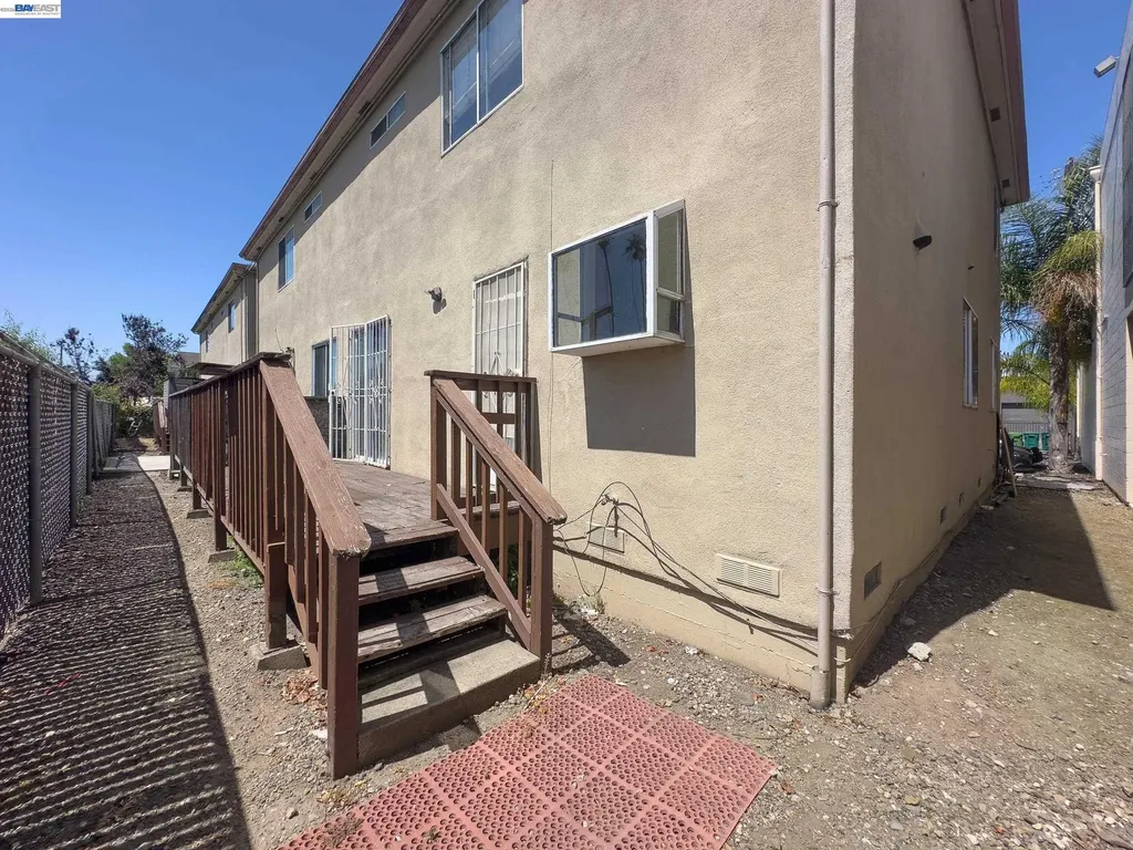 2716 Adeline Street Oakland CA 94607