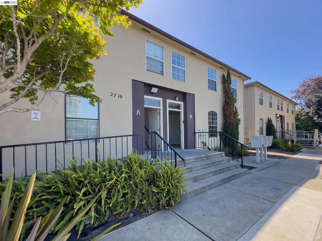 2716 Adeline Street Oakland CA 94607