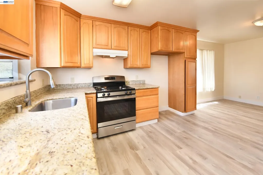 2716 Adeline Street Oakland CA 94607