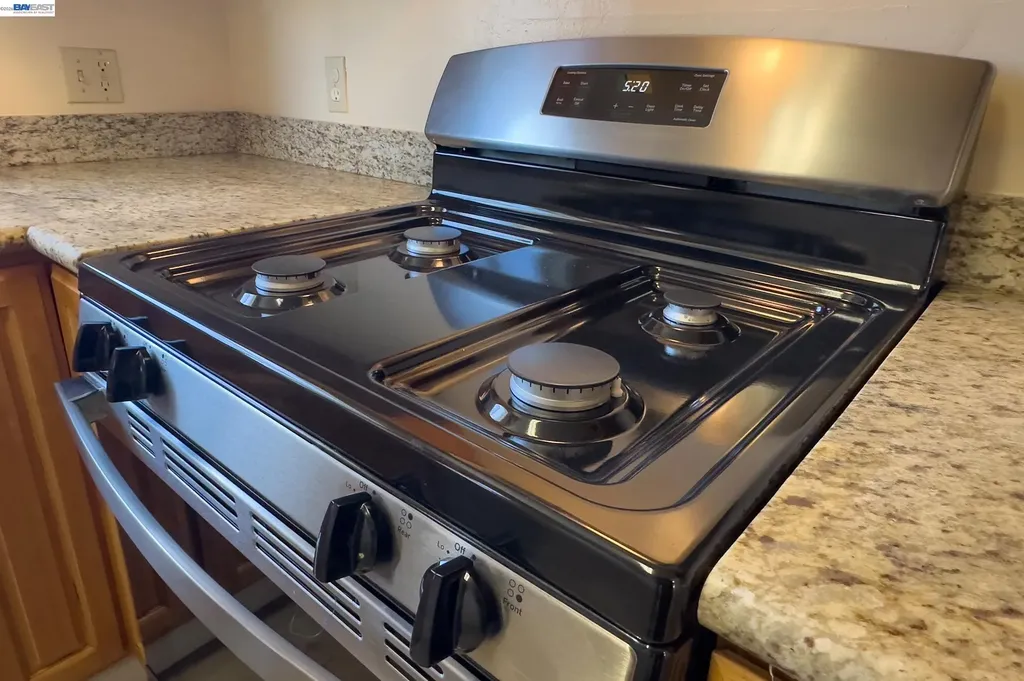 2716 Adeline Street Oakland CA 94607