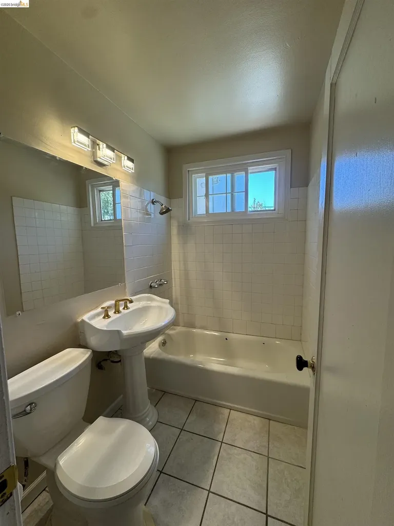2505 Tennessee Street Vallejo CA 94591